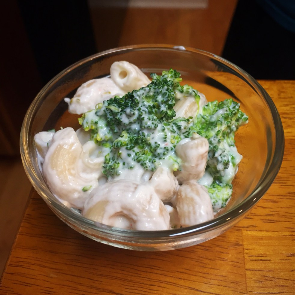 Creamy Goat Cheese Mac n Cheese with Broccoli